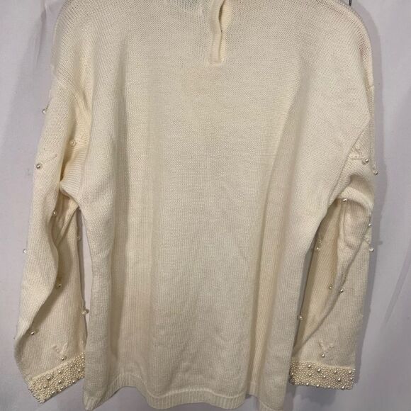 Vintage Pearl Cream Sweater - Picture 13 of 14
